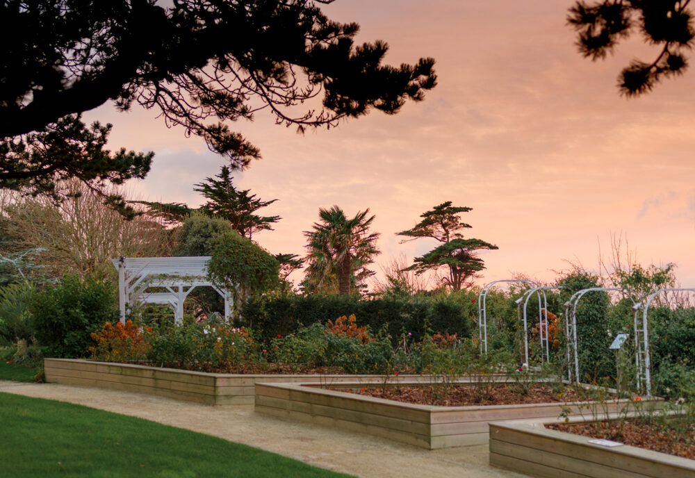 Le Jardin Christian Dior au coucher du soleil